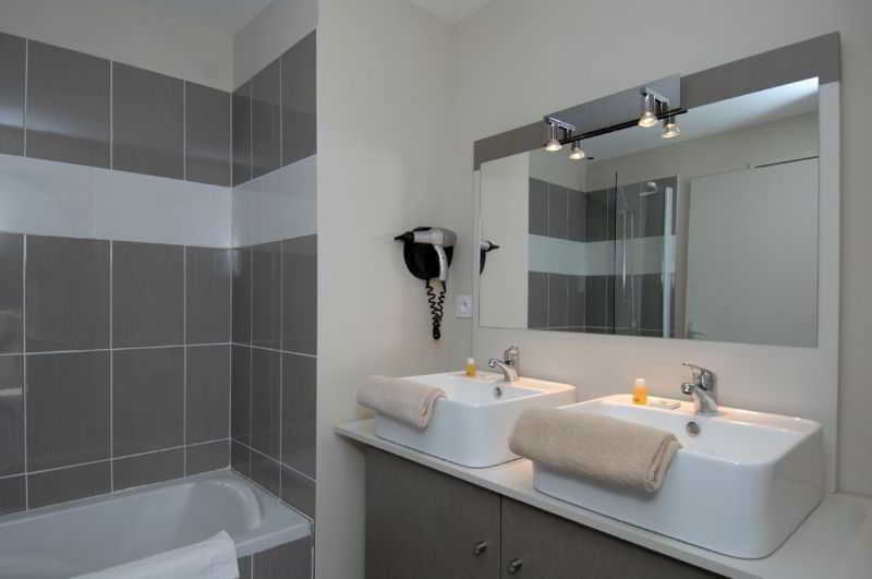 Residence Odalys Terra Gaia Сет Экстерьер фото