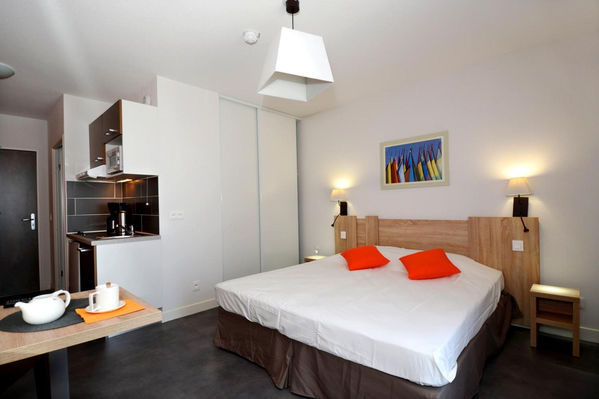Residence Odalys Terra Gaia Сет Экстерьер фото